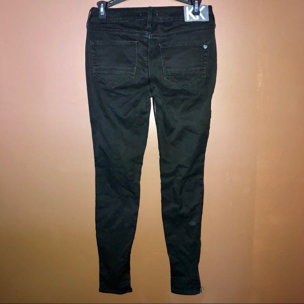 Kendal & Kylie Faux Leather Front Pants - Picture 2 of 8